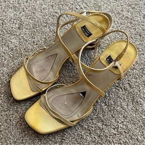 Vintage Stuart Weitzman Yellow Gold Strappy Heels⚜️